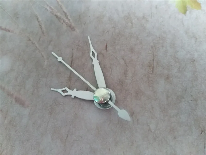 Оптовая продажа 50 комплектов металлические серебристые кварцевые часы