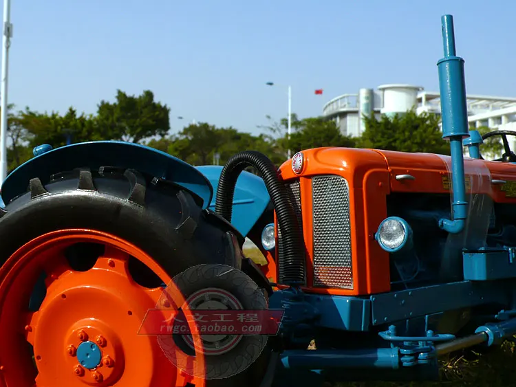 Трактор Fortson Fordson модель сельскохозяйственного автомобиля из сплава подарок