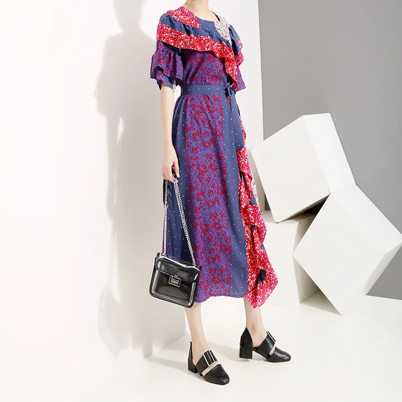 Женское свободное платье с круглым вырезом коротким рукавом и цветочным