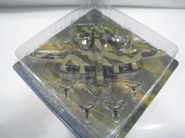 1/144 WWII British Lancaster heavy bomber alloy model |