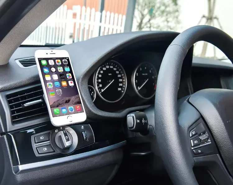 Автомобильный держатель для телефона крепление на приборную панель с GPS дисплеем