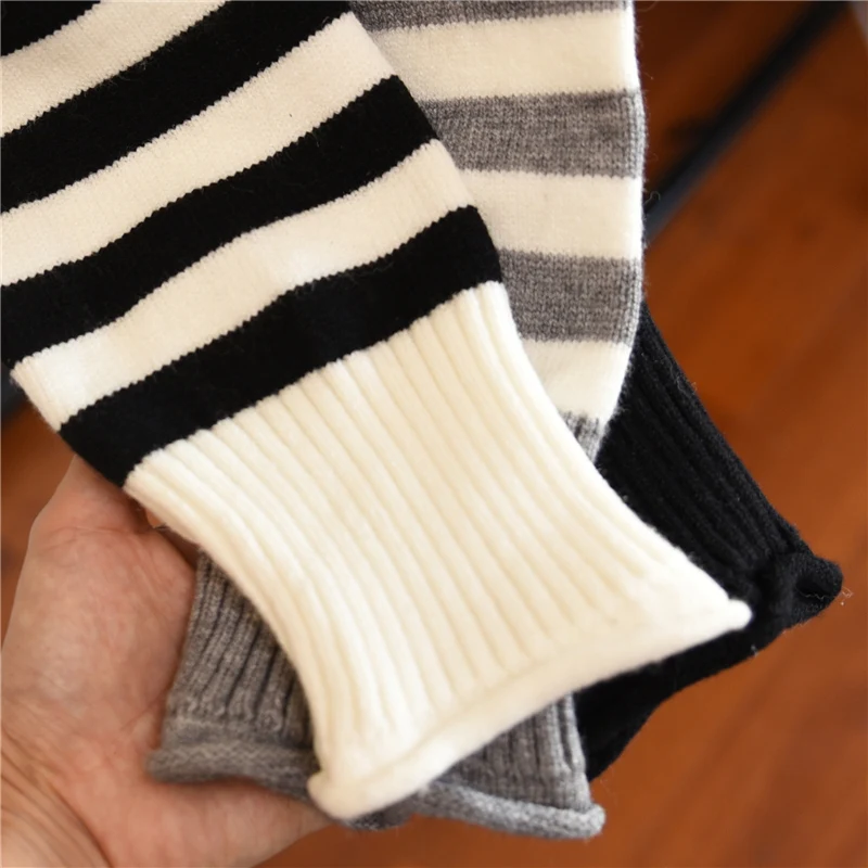 

2017 Autumn/winter Women Loose Striped Knit Sweaters Slim Long-sleeved Turtleneck Warm Sweater Casual Women Pullover Sweaters