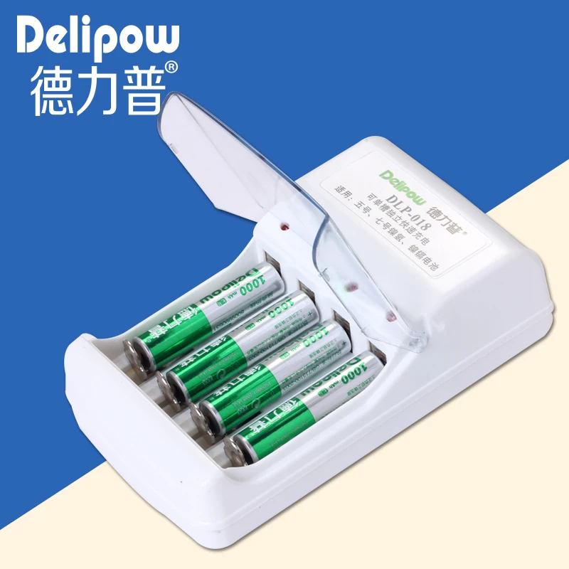 Набор аккумуляторов Delipow № 7 4 оригинальных зарядных устройства 5 литий-ионных |