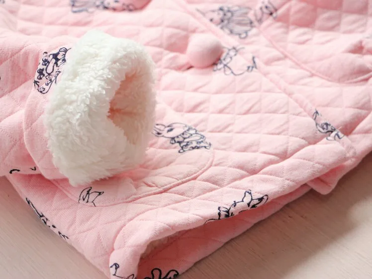 Бесплатная доставка новое пальто для маленьких девочек чисто розовое теплое