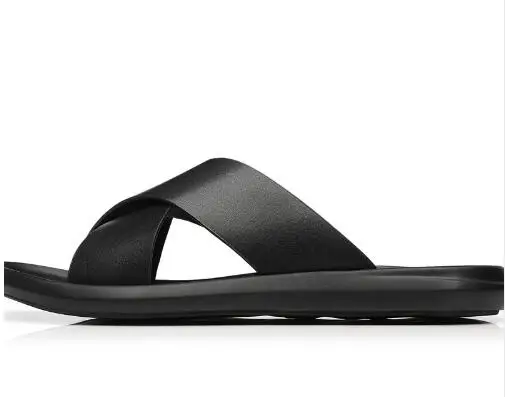 Мужская обувь модные пляжные тапочки кожаная на плоской подошве женские черные