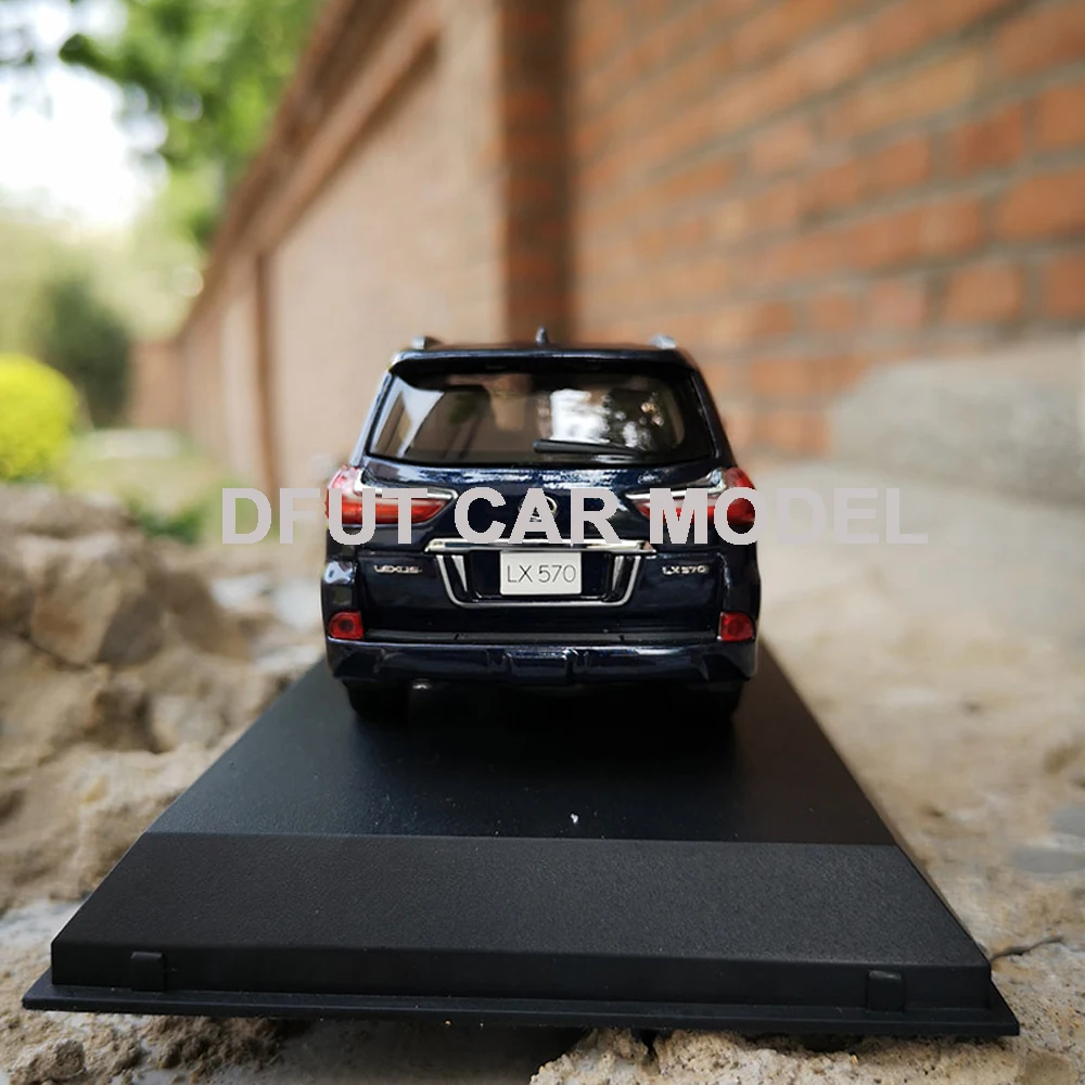 Игрушечный спортивный автомобиль из 1:43 сплава модель LX570 suv Детские Игрушечные Машинки оригинальные авторизованные Аутентичные детские игрушки подарок