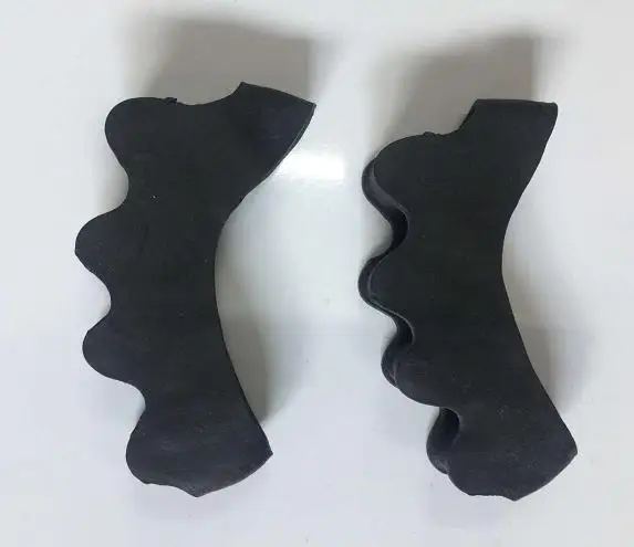 Силиконовый разделитель для пальцев ноги с тремя отверстиями при вальгусной