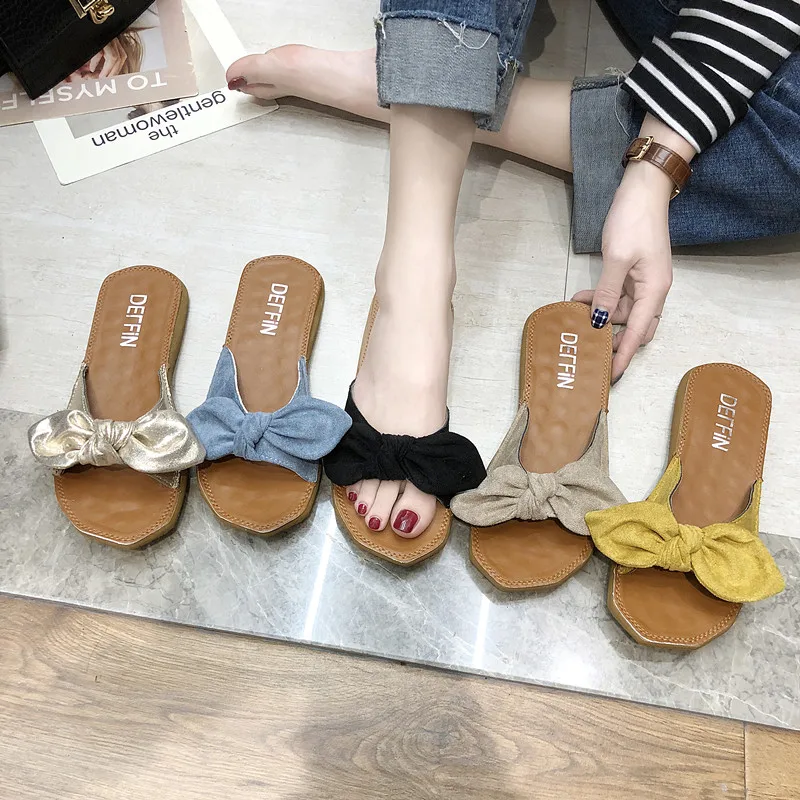 Женские шлепанцы на плоской подошве модные повседневные уличные тапки с бантом