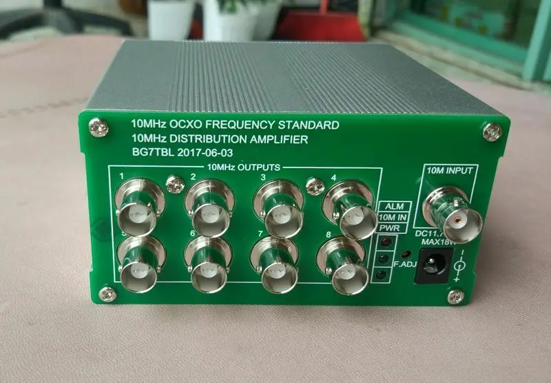 Сделано Bg7tbl 10 МГц синусоидальный GPS-часы с учеником GPS DO + усилитель распределения