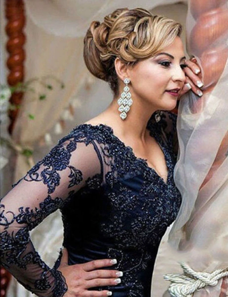 Темно-синие v-образным вырезом одежда с длинным рукавом развертки поезд