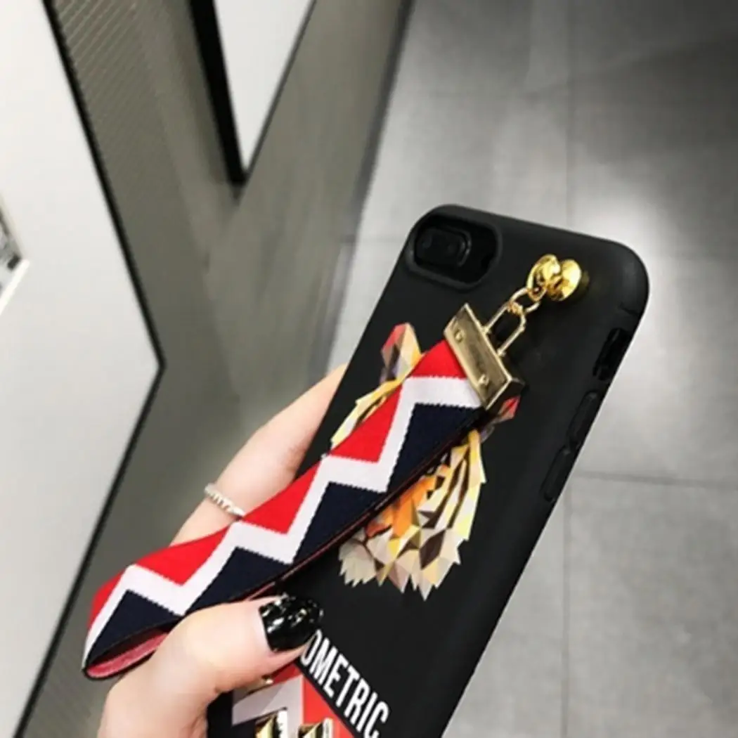 Чехол для телефона чехол iPhone животное на запястье с заклепками 7/8/7 plus/8 plus