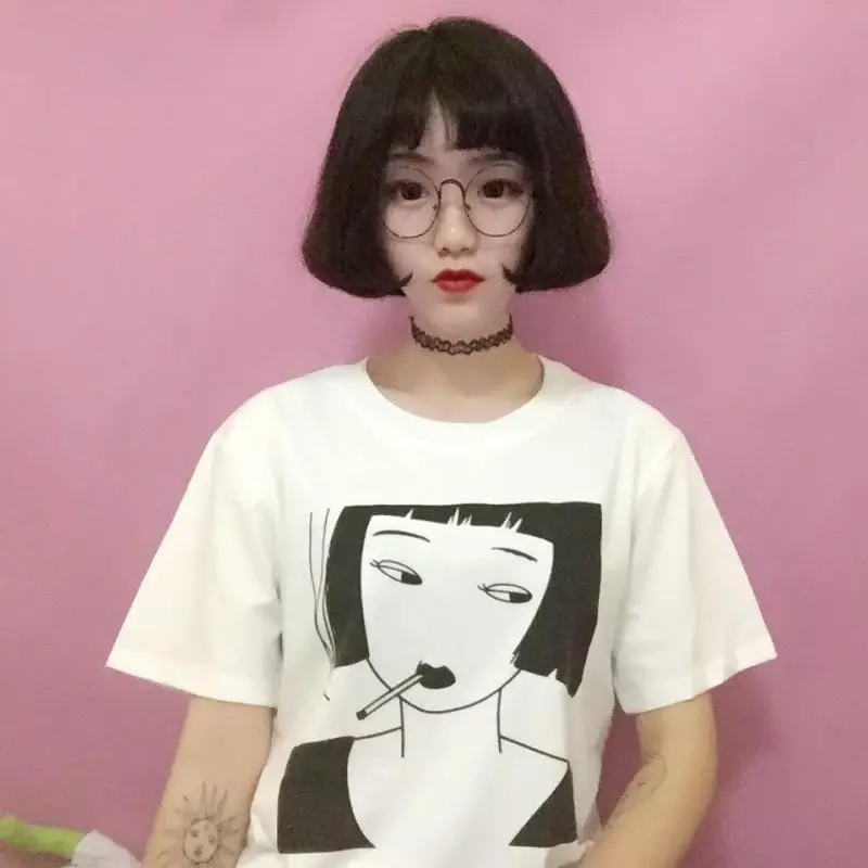 Новая модная повседневная футболка с короткими рукавами и принтом Smooking Girl |