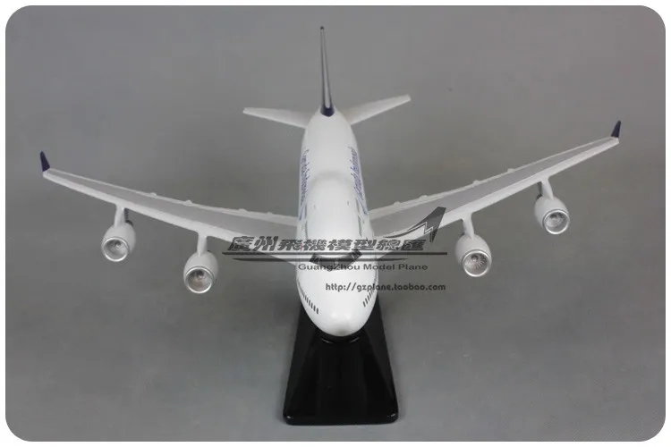 47 см смолы Boeing 747 Индонезия модель самолета Гаруда авиакомпаний B747-400 аэробусов