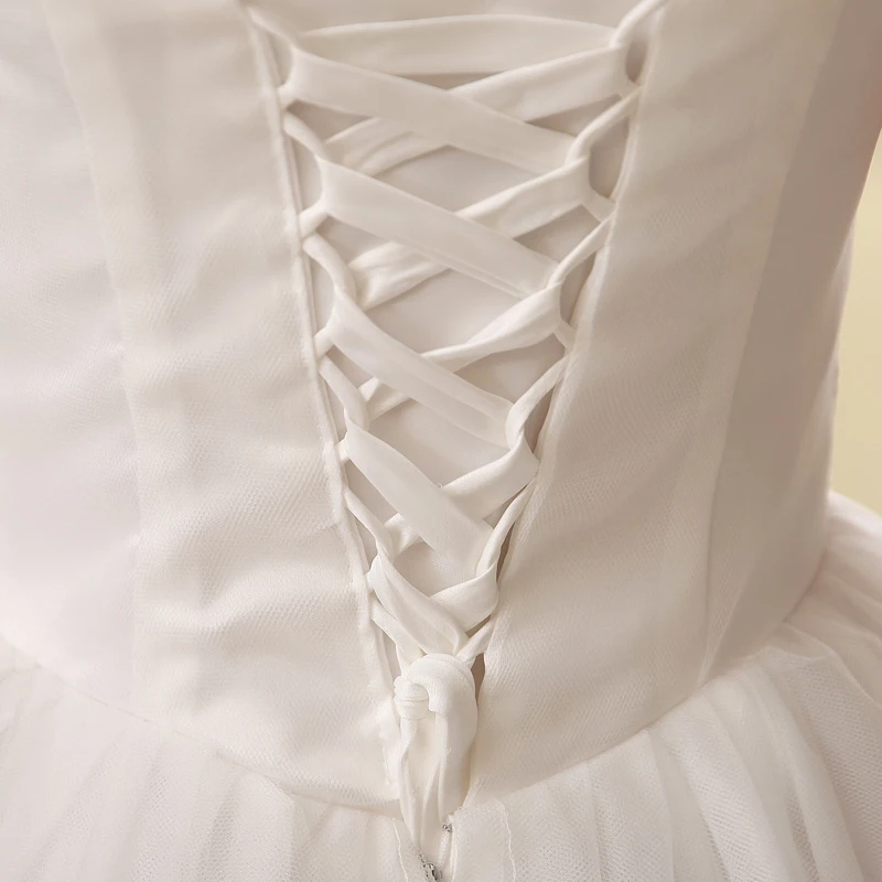 Недорогой стиль принцесса кружево со шлейфом Китай 2020 винтажные женские