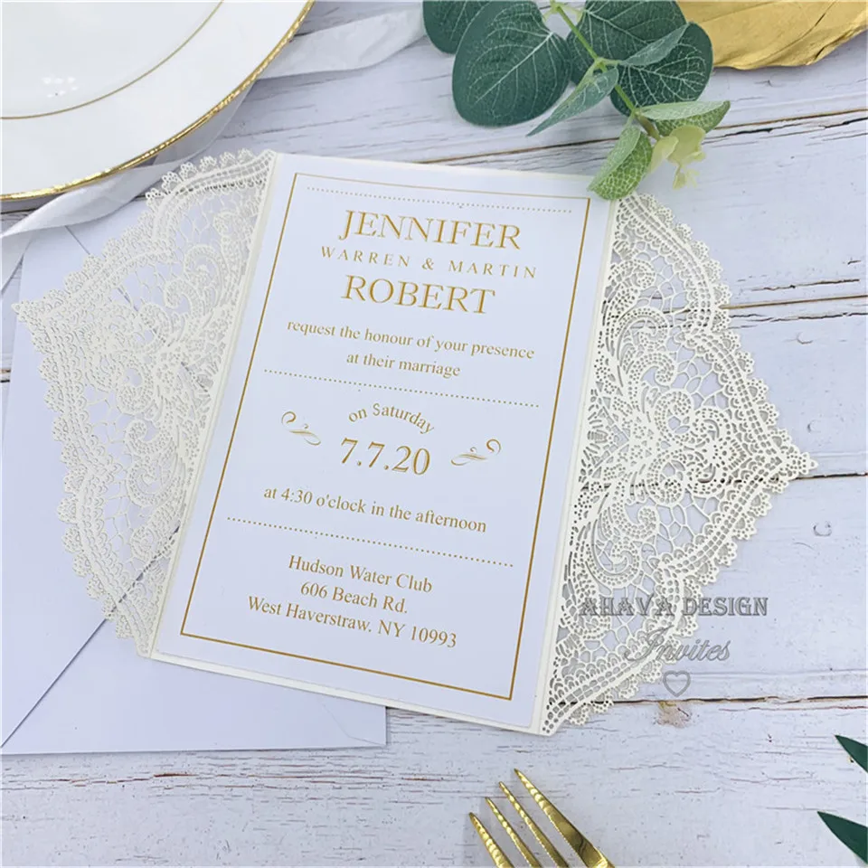 Luxury Pearl Ivory Laser Cut Wedding Invitation With Glitter Gold Belly band Customized Insert | Дом и сад