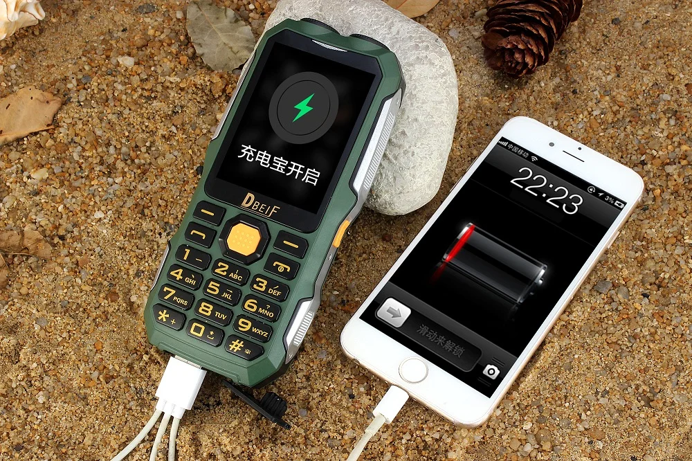 Dbeif d2016 волшебный голос двойной фонарик FM открытый противоударный MP3/MP4 Power Bank антенны аналогового ТВ прочный мобильный телефон сотовый p242