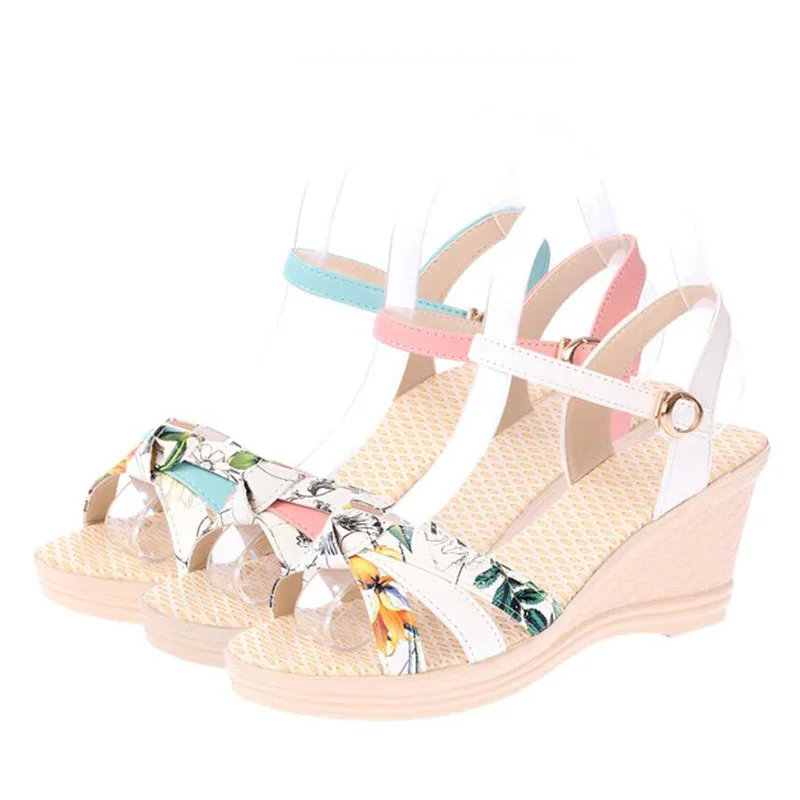 KNCOKAR Summer new color print flat slope and women's sandals chic simple air clasp high heel tide. | Обувь