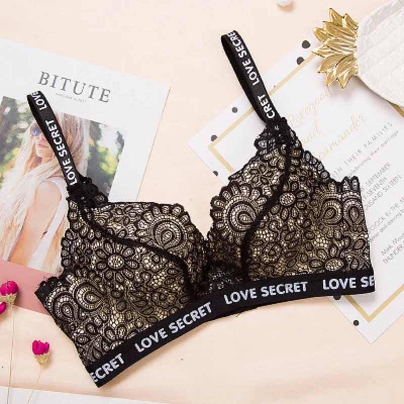 

Sexy Lace Women Bra One-Piece Back Closure Three Quarters Breathable Wire Free Bra Letter Stype Fashion Lady Bra Underwear