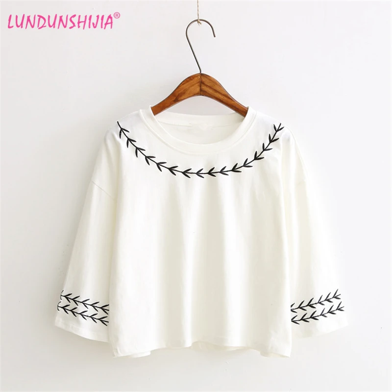 LUNDUNSHIJIA 2017 летние женские короткие футболки белая футболка с вышивкой и круглым