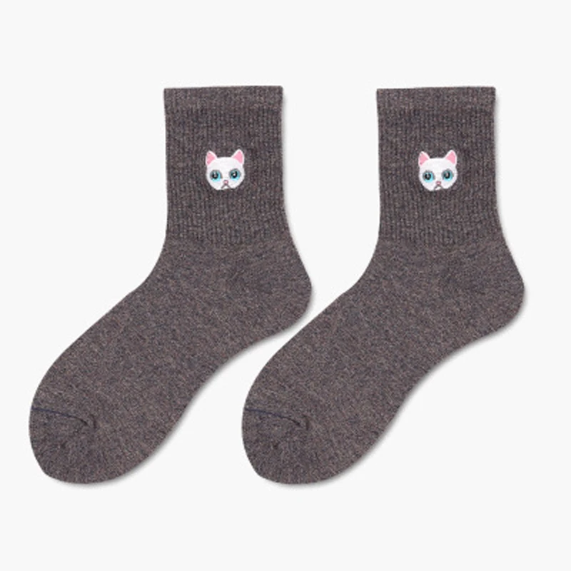 

18 autumn and winter new women's socks solid color embroidery comet cartoon female socks cotton ladies socks