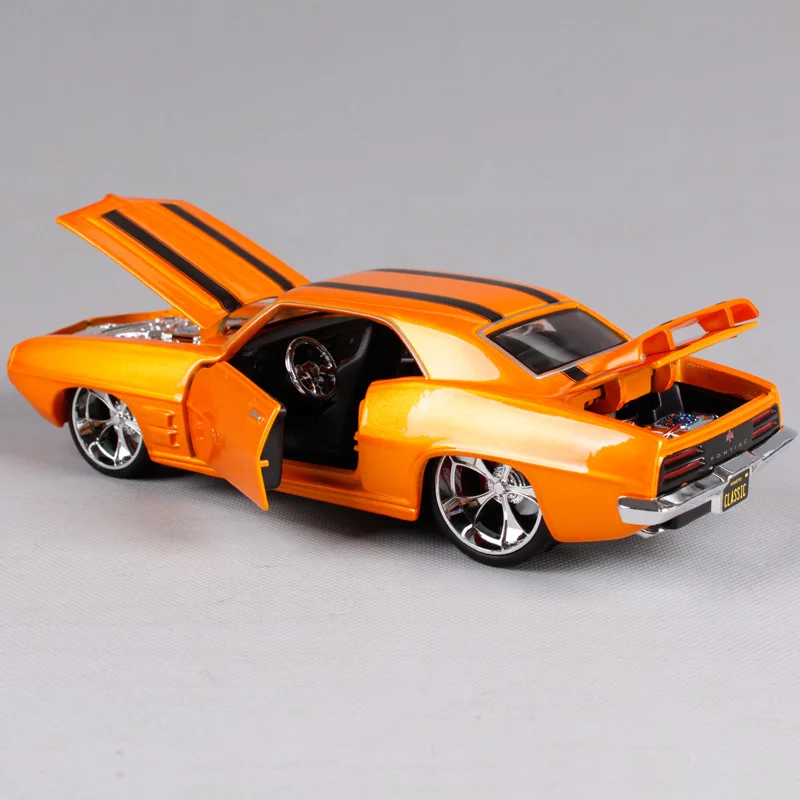 Maisto 1:24 1969 PONTIAC FIREBIRD литая модель автомобиля игрушка новинка в коробке бесплатная
