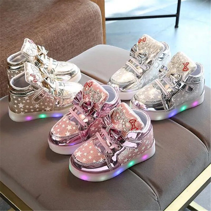 

New Luminous LED Shoes Children Glowing Sneakers Boys Girls Lighted Light Shoes Toddler Baby Casual Spring/Autumn Kids Flats 04