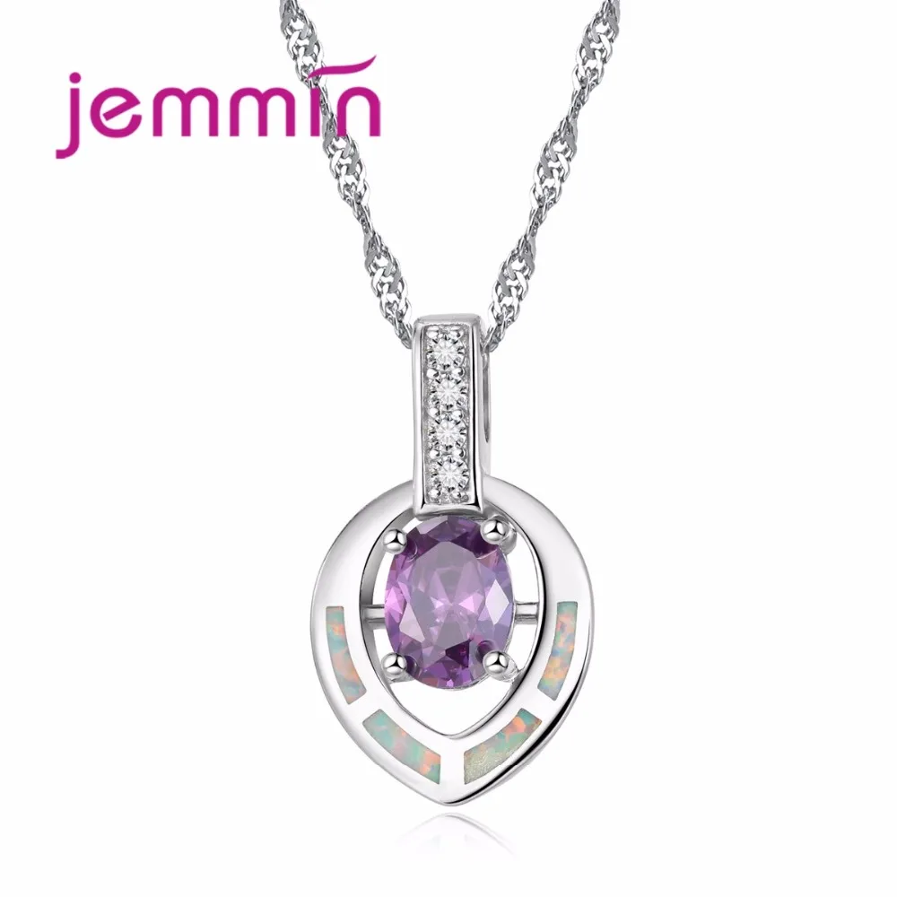 Кулон и ожерелье в классическом винтажном стиле с радужным огненным опалом