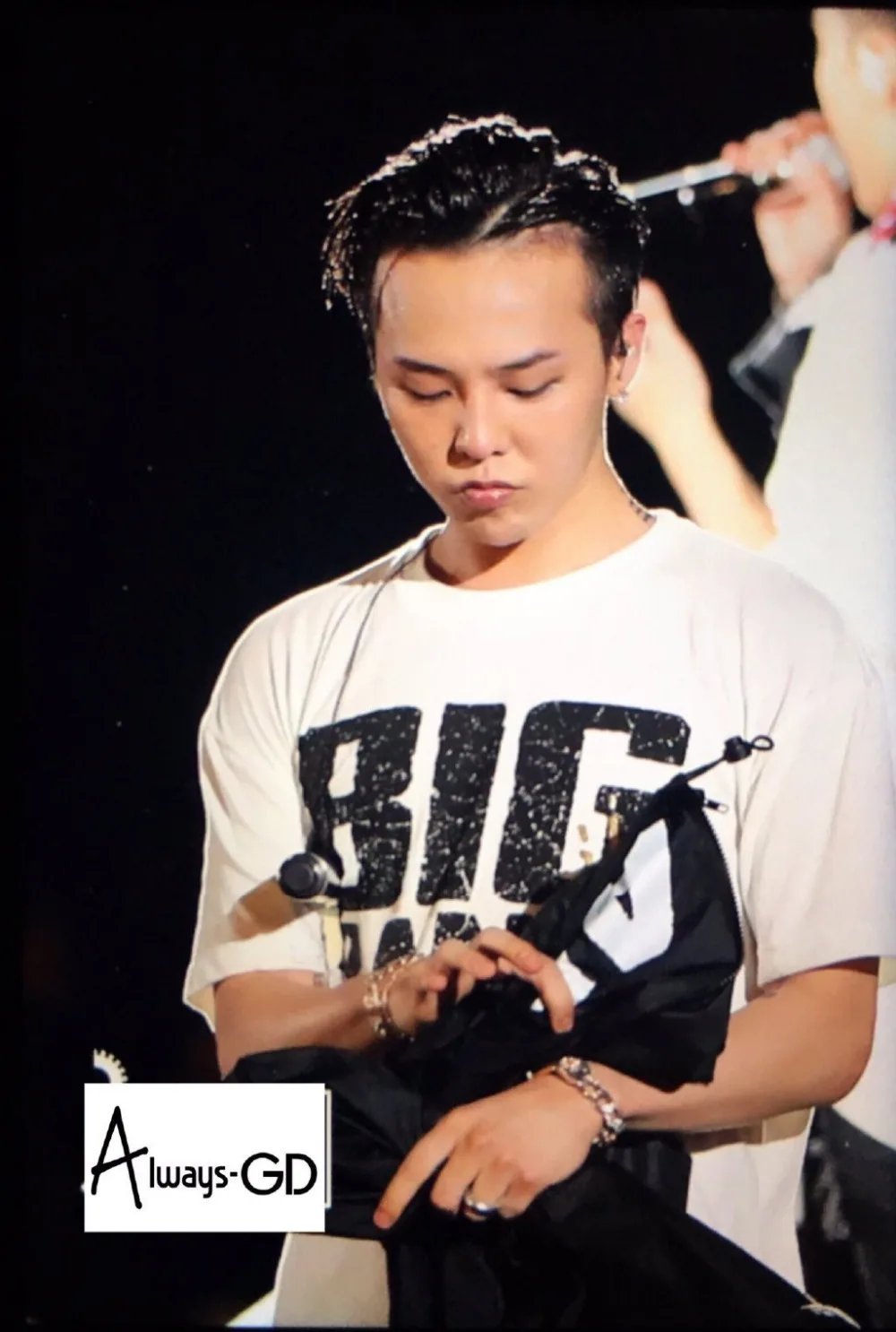 Kpop альбом BIGBANG Сделано Красный мешалка футболка с коротким рукавом О образным