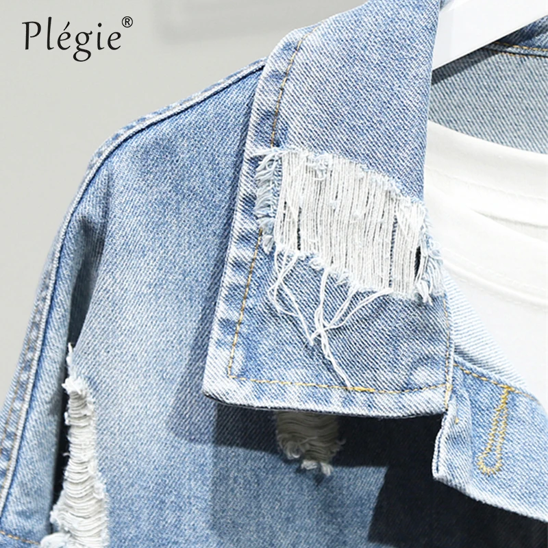 Джинсовая куртка Plegie с надписью сзади весна осень 2019 рваная джинсовая дырками