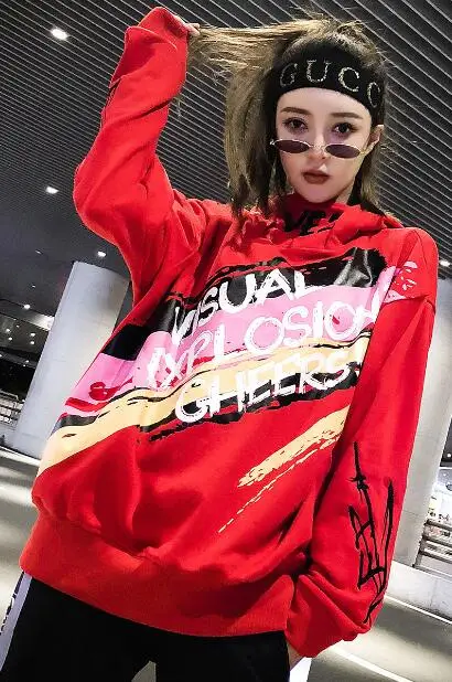 

2020 new red wine rainbow paint not falling velvet couple spring and autumn trend hooded loose large size coat male