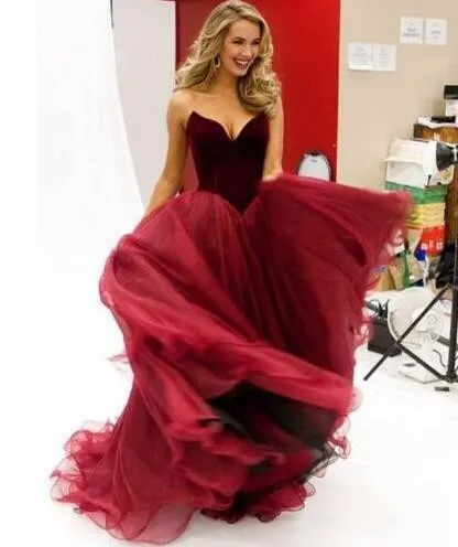 

Hot Sale Burgundy Long Prom Dress 2020 A line velvet V-Neck Prom Gown Floor length Long Vestidos de fiesta Party Dresses