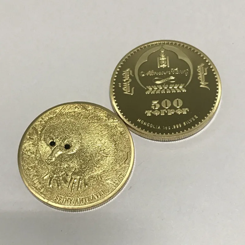 1 pcs Non Magnetic spiny anteater Mongolia wild life animal with diamond eyes gold plated badge 40 mm souvenir decoration coin | Дом и сад