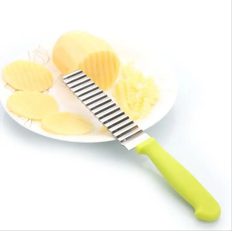 

1PCS Hot New Stainless Steel Potato Chips Wavy Cutter Dough Vegetable Crinkle Slicer Knife Corrugated Knife Kitchen Accessories