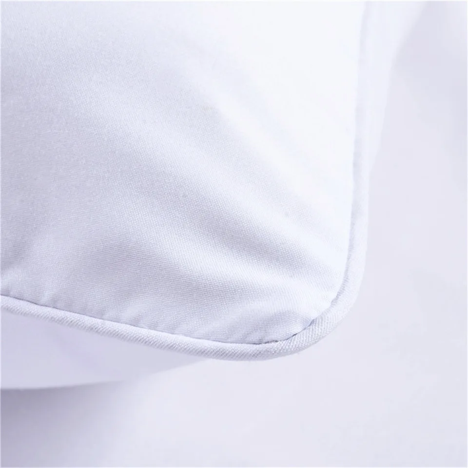 Постельные принадлежности на выходе декоративная наволочка с короной и буквенным принтом белая домашний