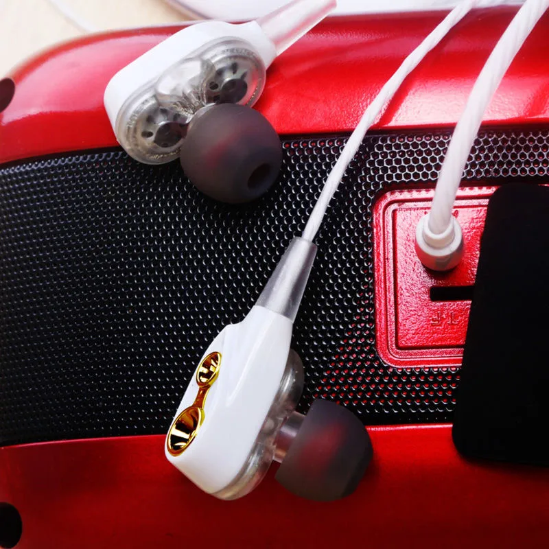 Наушники в ухо 3 5 мм с микрофоном спортивные тяжелые басы стерео гарнитура Fone De