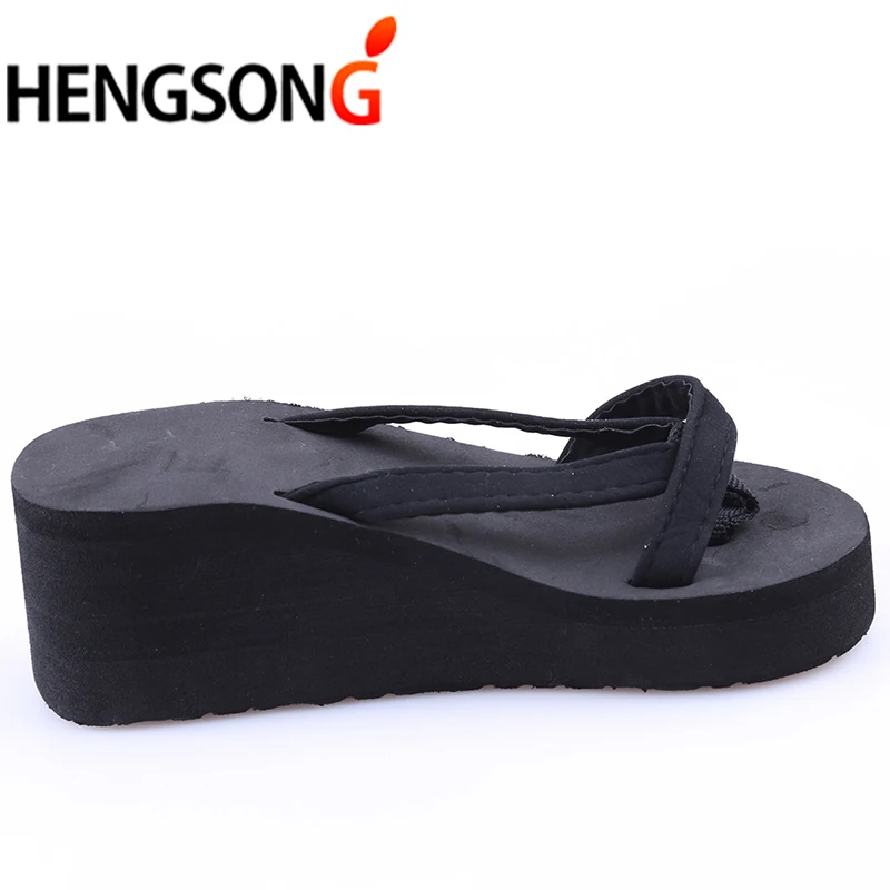 HENGSONG/2017 г. Летние босоножки на танкетке женские шлепанцы без застежек пляжные