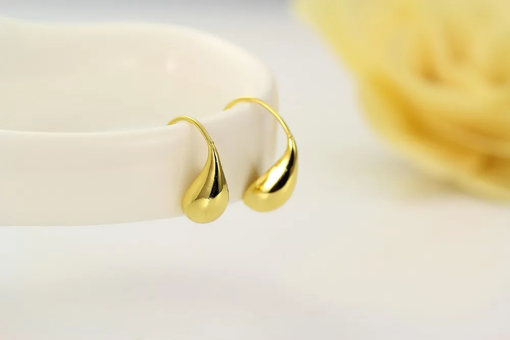 Розовое золото Цвет простой маленький Teardrop Мотаться мини Висячие серьги для Для