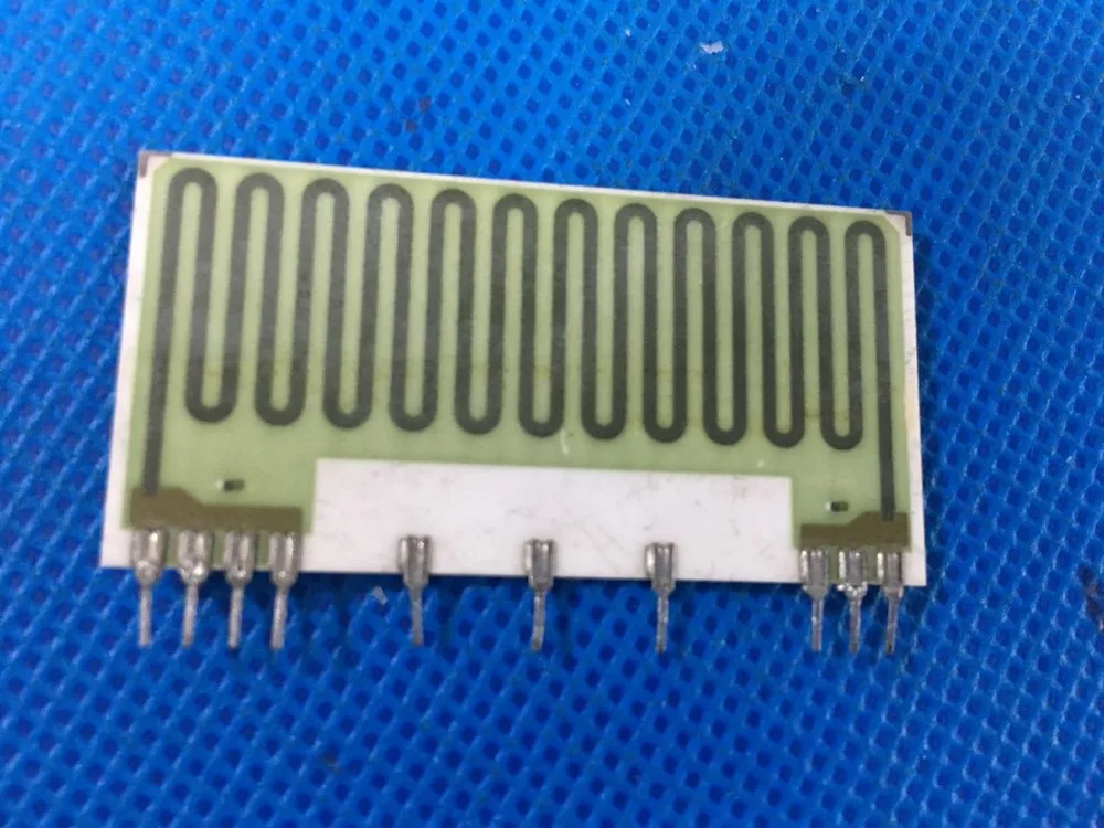Lenze инвертор 8211RH. 1A толстопленочный резистор