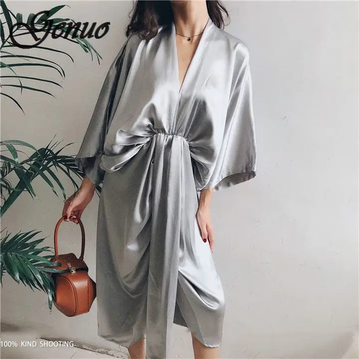 Женское платье с рукавом летучая мышь асимметричное летнее разрезом и v-образным