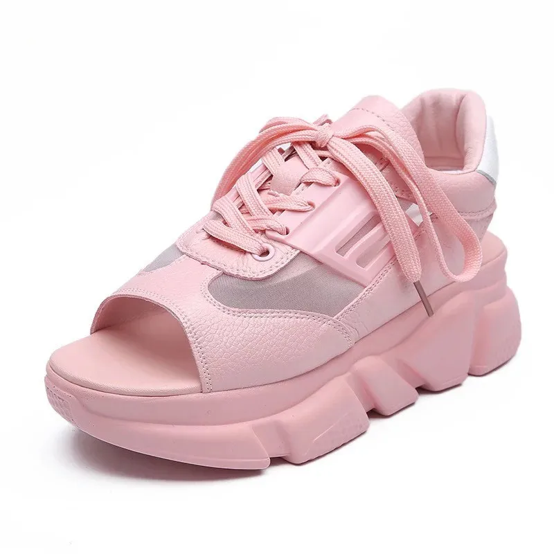 Летние спортивные сандалии с широко открытым носком на толстой подошве дышащей