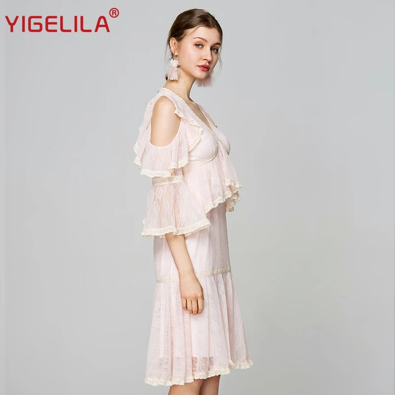 YIGELILA новейшее летнее женское кружевное платье с оборками модное v образным