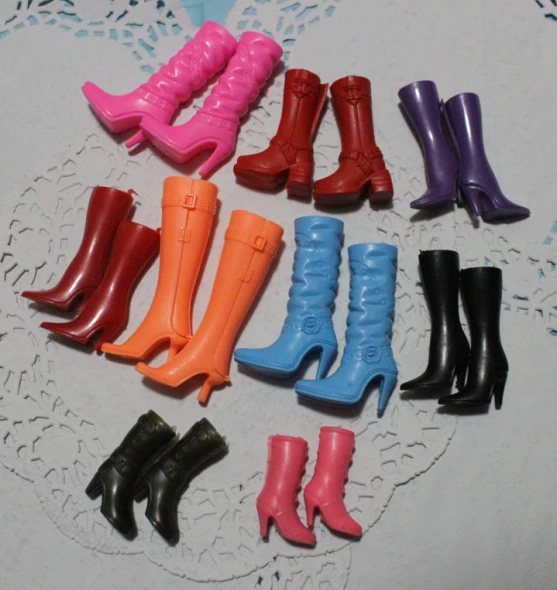 Оптовая продажа 160 пар/лот Лидер продаж Смешанные цвета Милые модные куклы