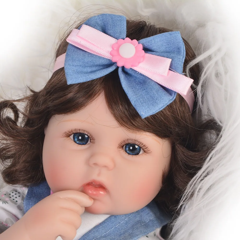 

KEIUMI 17'' Fashion Silicone Reborn Baby Dolls Realistic Newborn Princess For kids Playmates Boneca Reborn Cotton Body XMAS Gift