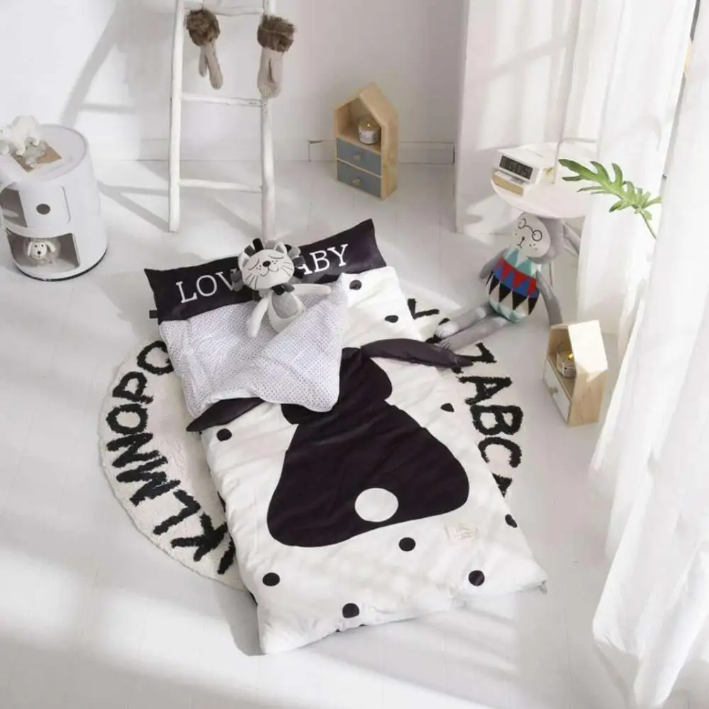 Rabbit 150cm*70cm Kid Sleeping Bag Thicken Quit with Pillow Warm Envelope for Bedroom Multifunctional Children Sleeping Bag - Цвет: Rabbit