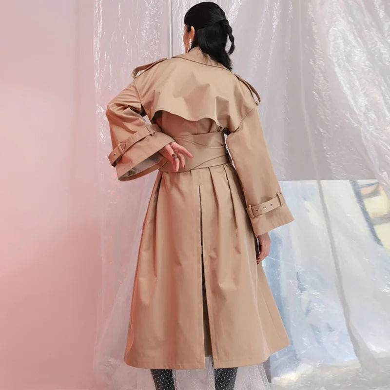 TWOTWINSTYLE пояс ветровка женский воротник с лацканами расклешенный рукав высокая