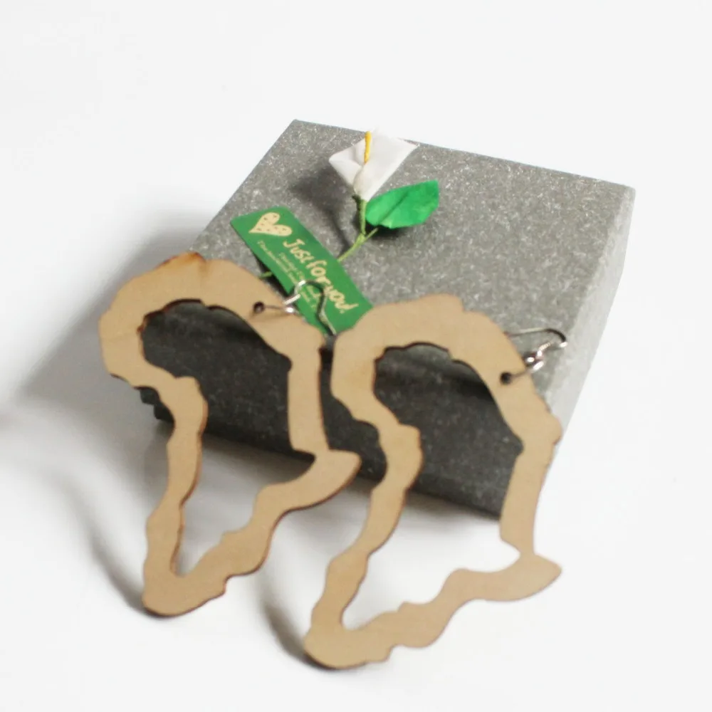 Женские серьги из дерева с картой Африки украшение на Рождество естественный