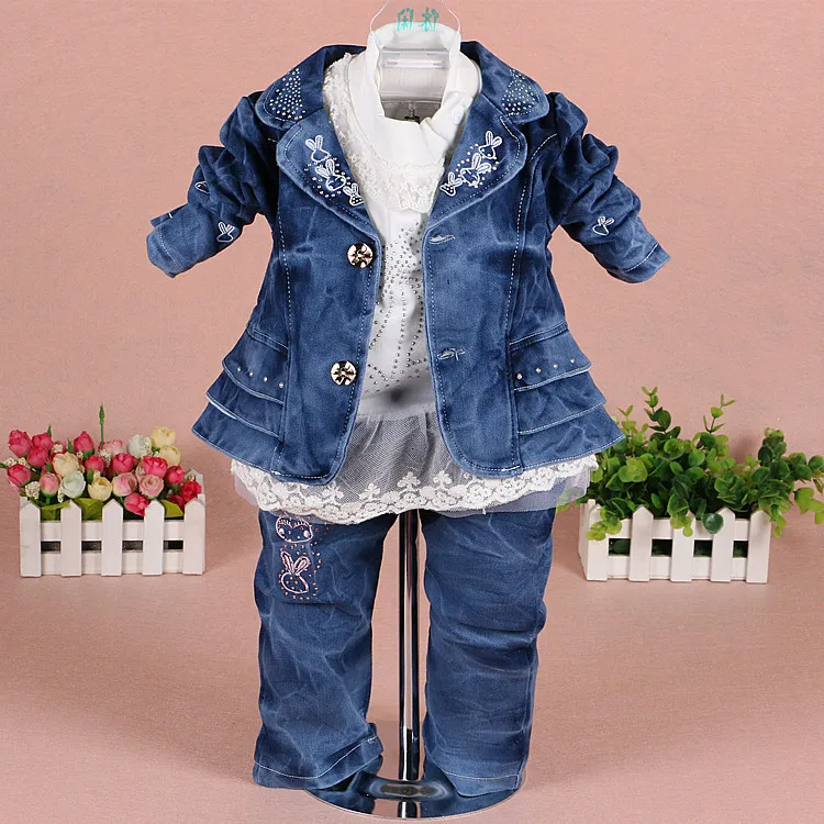 На весну и зиму 3 предмета Комплект для девочек высокое качество со стразами