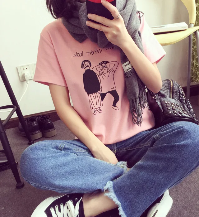 Женская футболка с короткими рукавами круглым вырезом и принтом из мультфильма