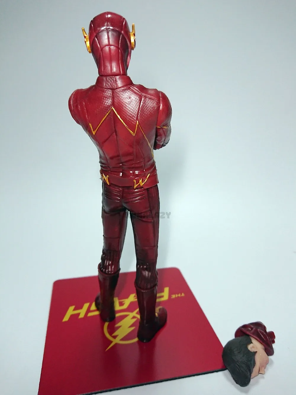 Флэш-фигурка Лига Справедливости ARTFX + Статуя Барри Аллена флэш экшн-фигурка