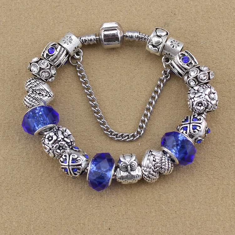 Модный браслет в стиле ретро европейском и американском с серебряным покрытием